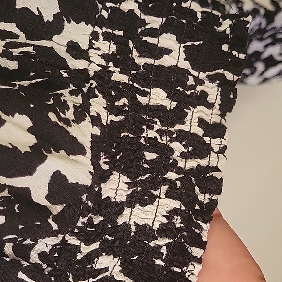 TERRA SKY BLOUSES - Picture 4 of 9